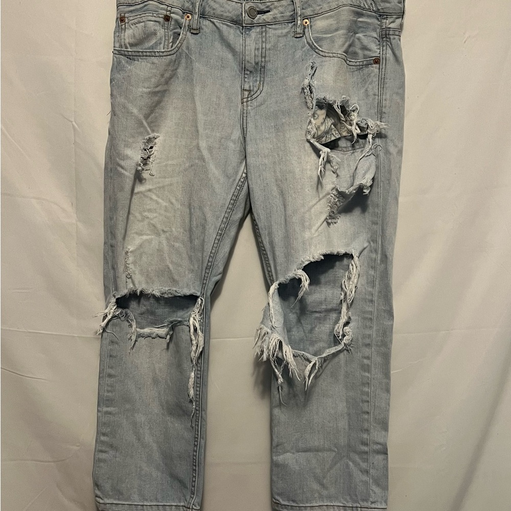 American Eagle Light Wash Distressed Denim Jeans Size 12